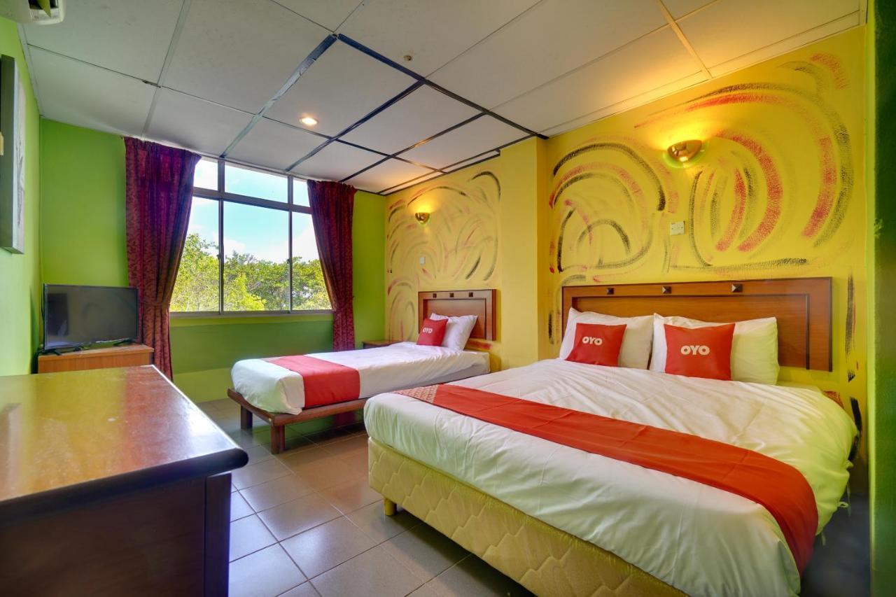 Hotel Dj Palace Лумут Экстерьер фото